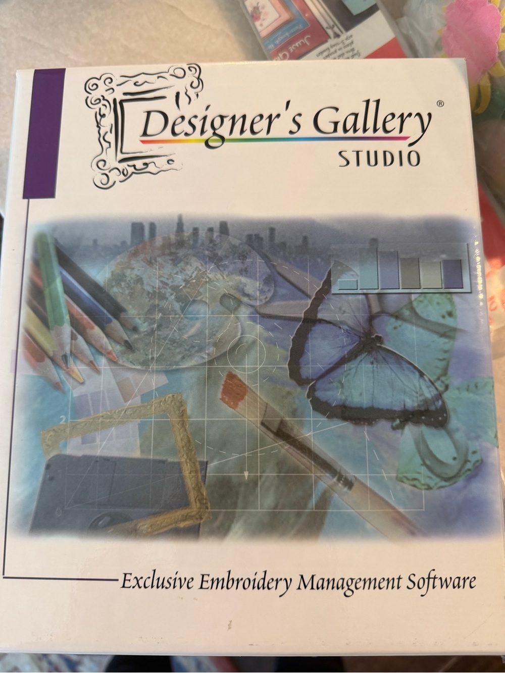 Designer’s Gallery Studio Embroidery Software - Blue Accents